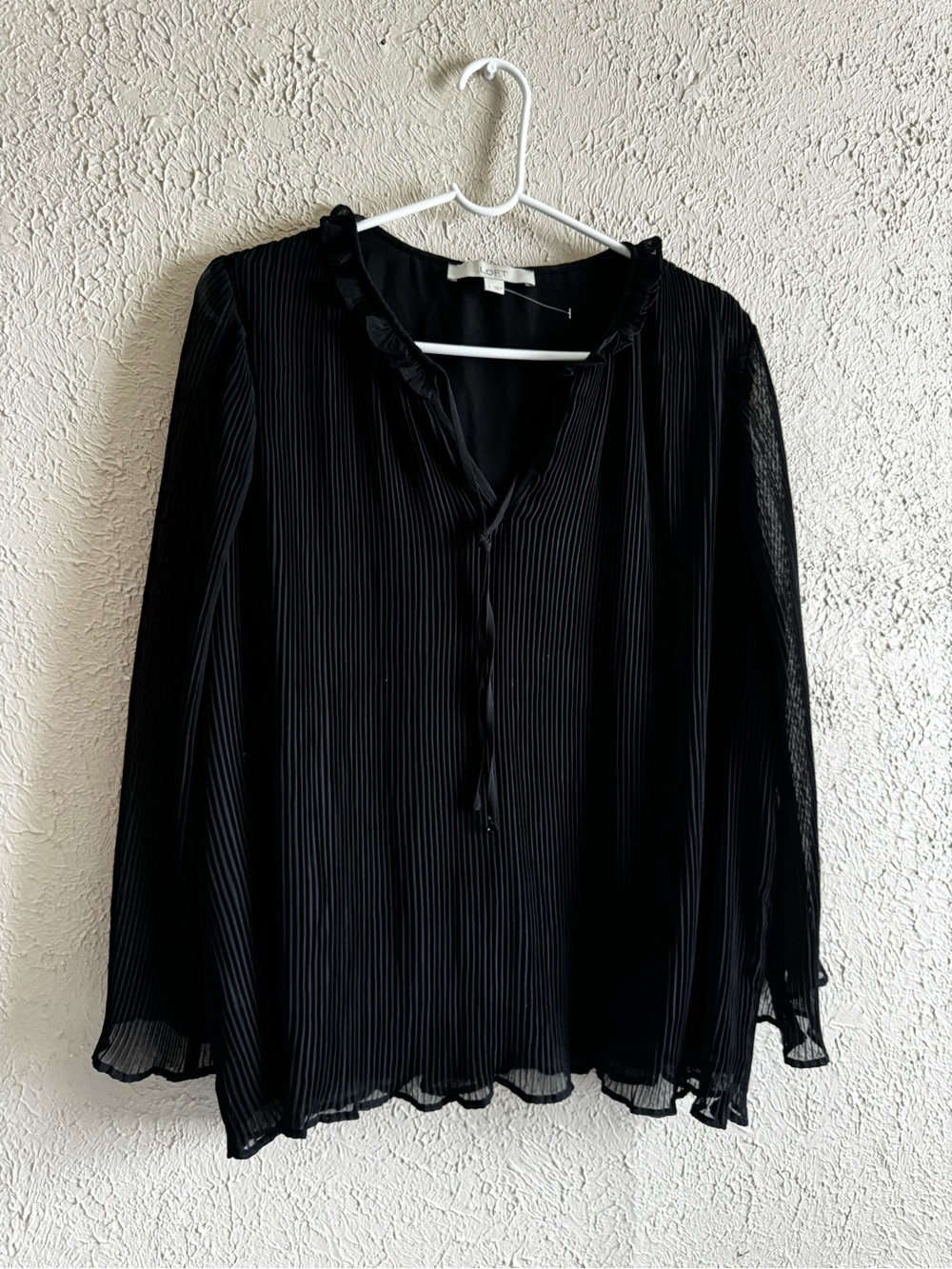 LOFT Black Pleated Ruffle-Neck Long Sleeve Blouse
